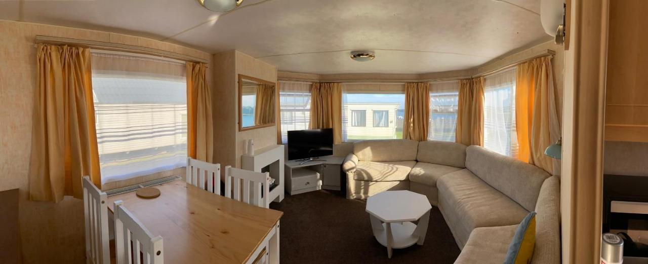 Lake District Static Caravan Lakeside Cumbria Millom Exteriör bild