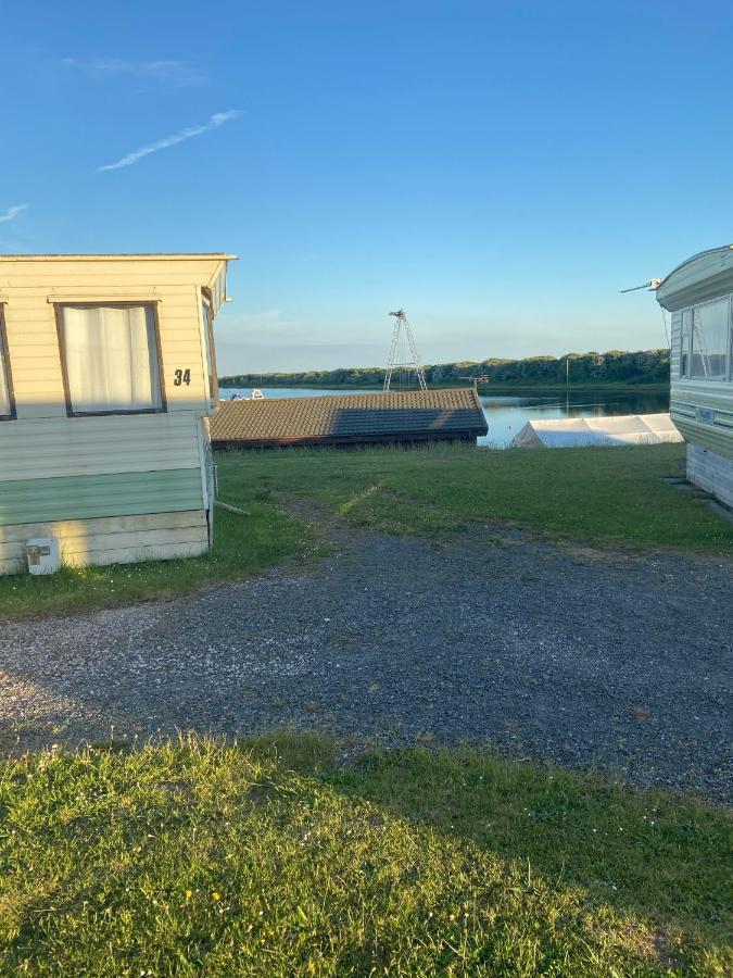 Lake District Static Caravan Lakeside Cumbria Millom Exteriör bild