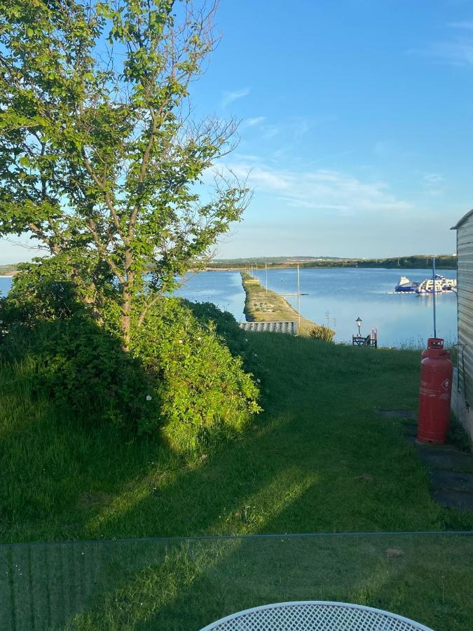 Lake District Static Caravan Lakeside Cumbria Millom Exteriör bild