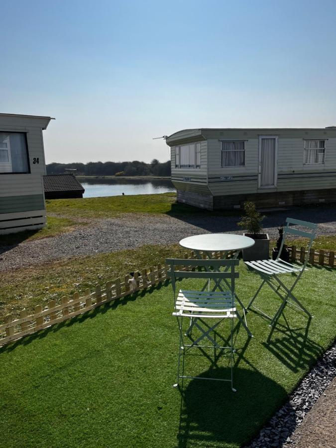 Lake District Static Caravan Lakeside Cumbria Millom Exteriör bild